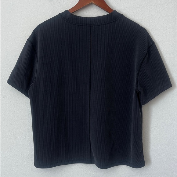 LULULEMON Black Ribbed Softstreme T-Shirt - Picture 4 of 5